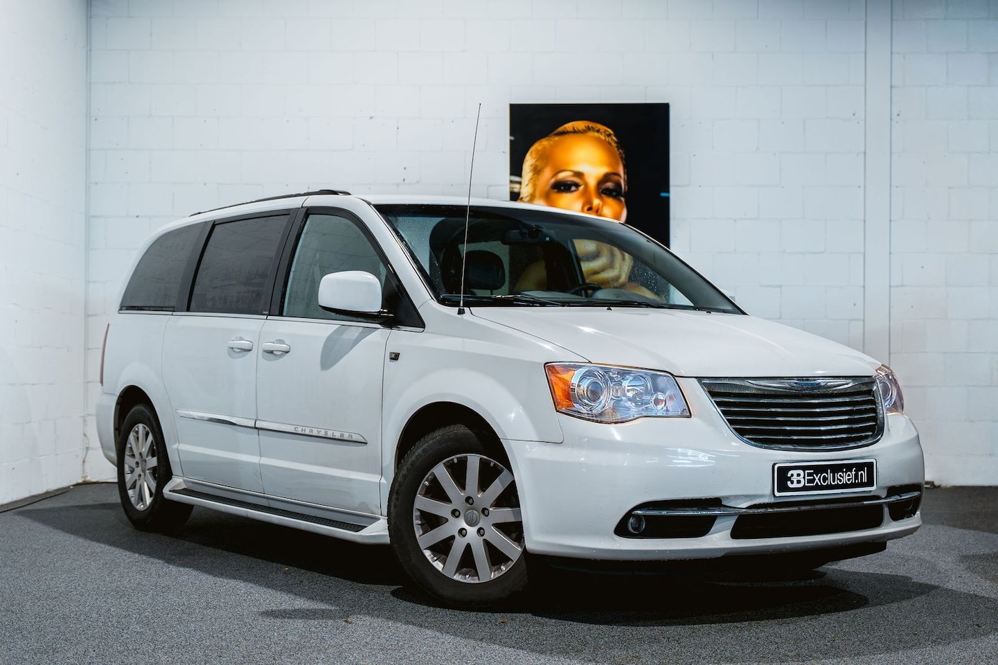 Chrysler Grand Voyager - 'Stow en Go' 3.6 V6 Limited | Executive | 7-seat | Entertainment | - AutoWereld.nl