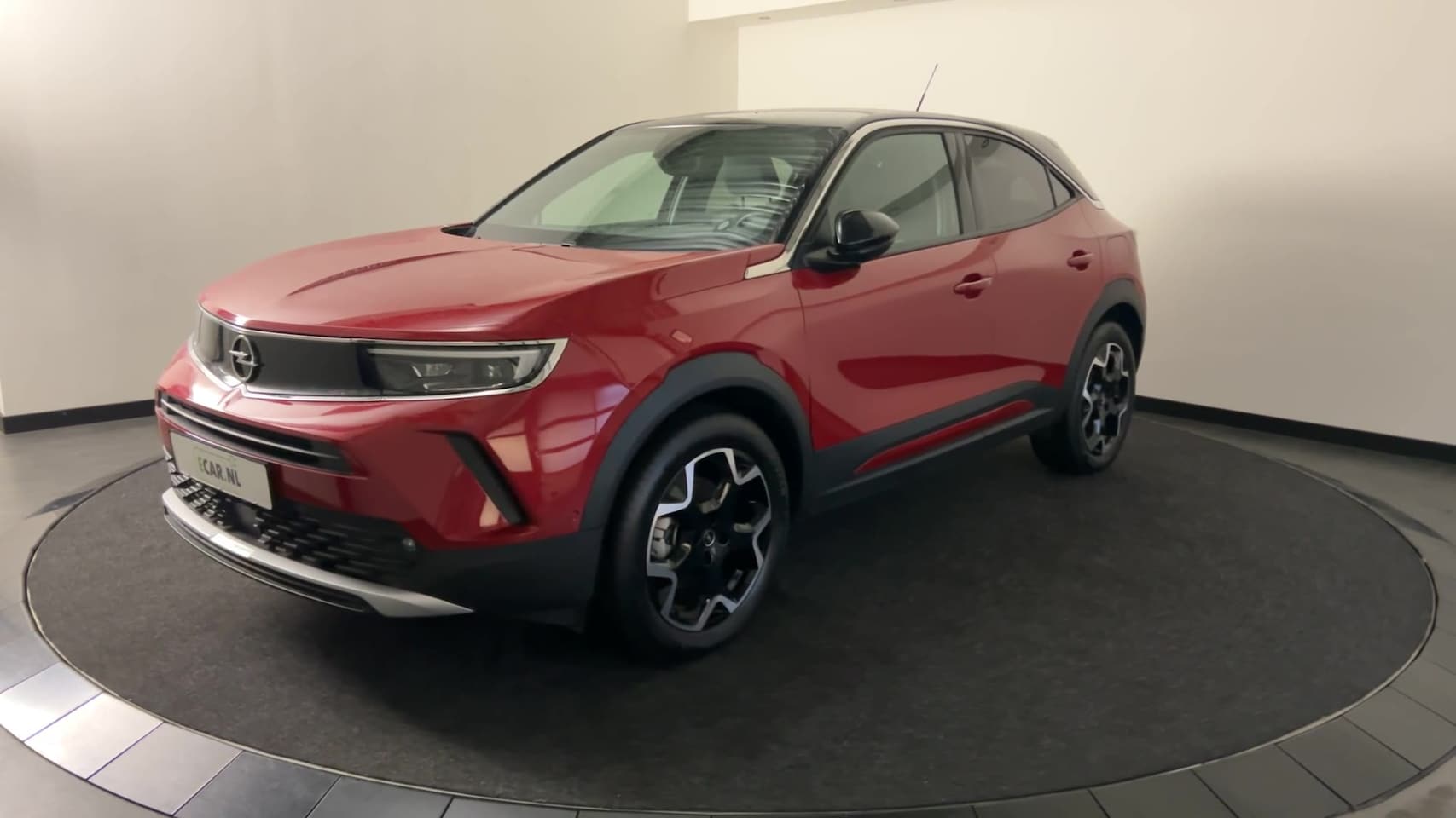 Opel Mokka Electric - Ultimate 50 kWh Mokka in nieuwstaat, lage kilometerstand, Multimedia Navi Pro - AutoWereld.nl