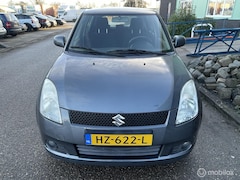 Suzuki Swift - 1.3 4Grip Exclusive