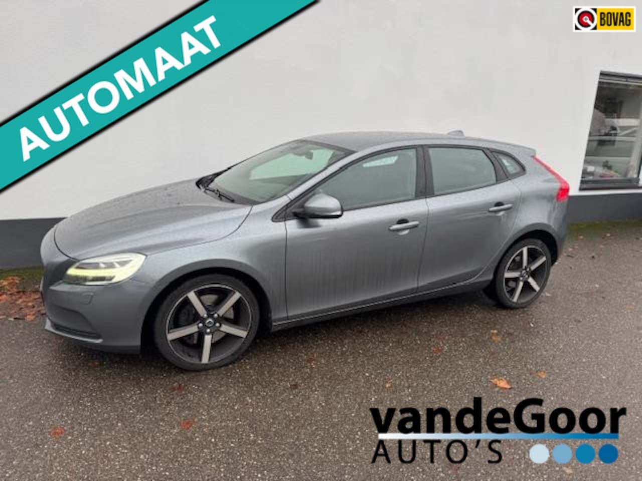 Volvo V40 - 2.0 D2 Kinetic 2.0 D2 Kinetic, '16, aut., navi, keurig onderhouden ! - AutoWereld.nl