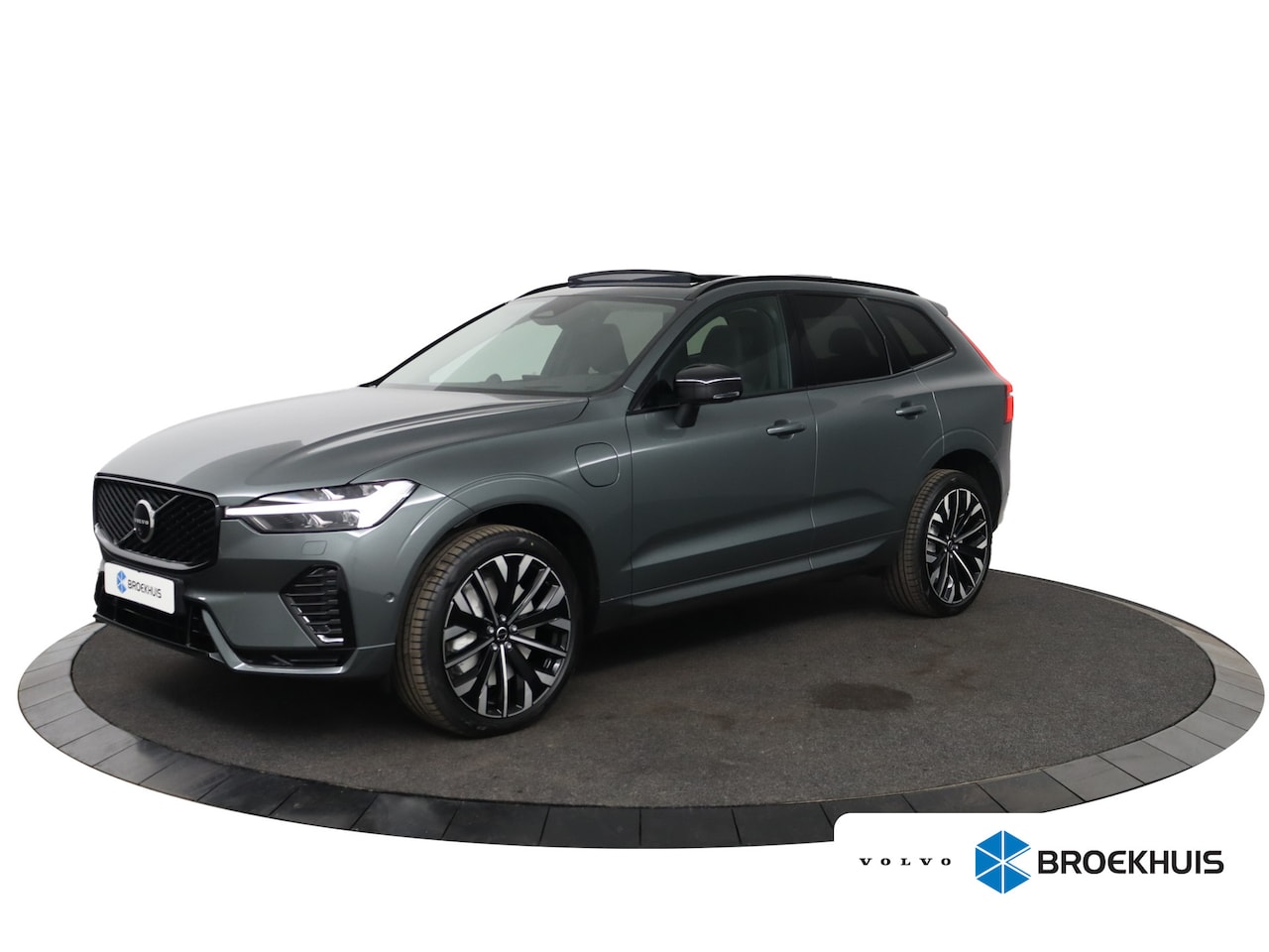 Volvo XC60 - Ultra Dark Recharge Plug-In Hybrid AWD - AutoWereld.nl