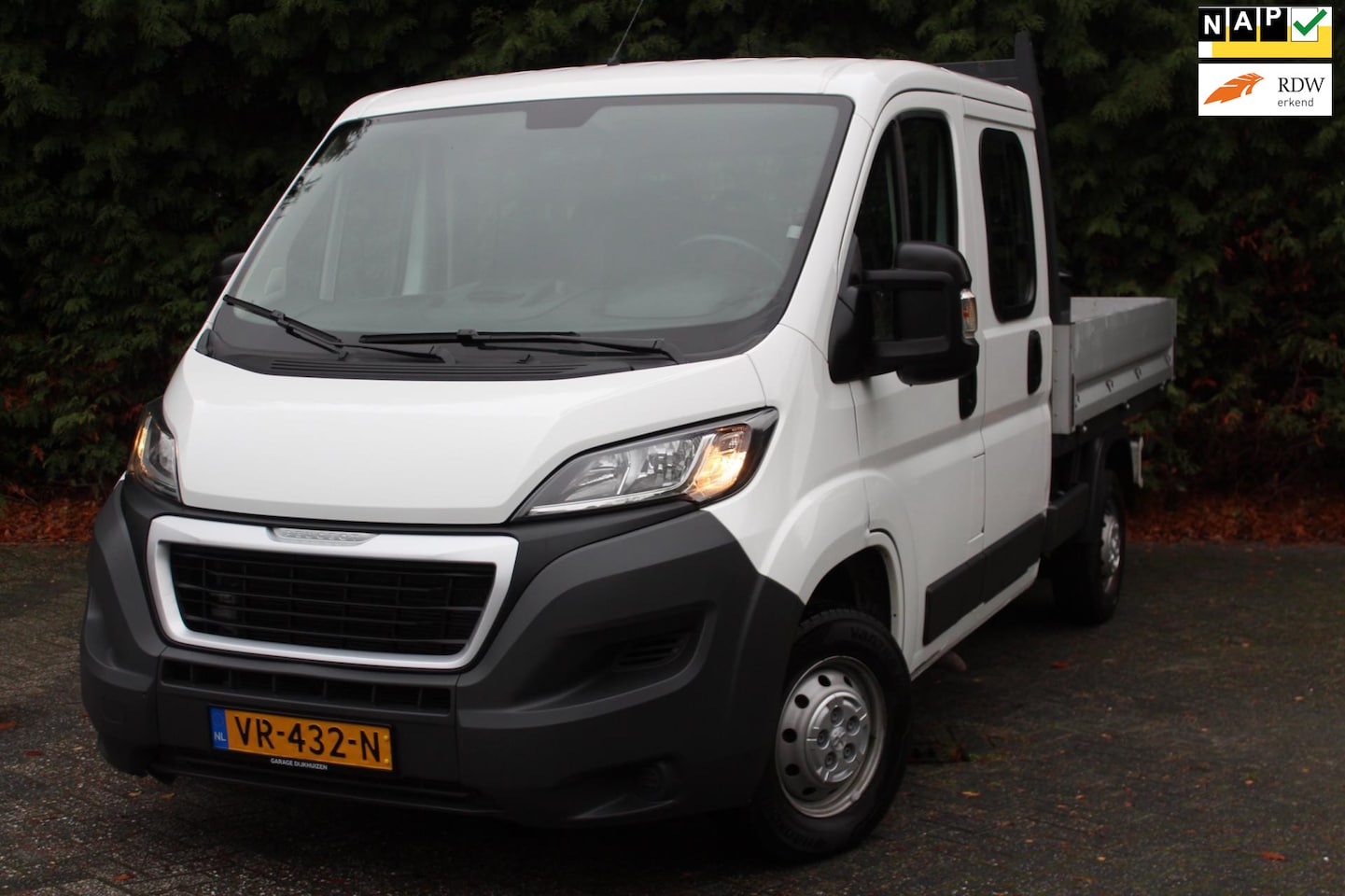 Peugeot Boxer - 333 2.2 HDI L2H2 XR Bakwagen 7-Persoons130PK | Navigatie | Cruise Control | Trekhaak - AutoWereld.nl