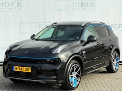 Lynk & Co 01 - 1.5 4X ZWART OP VOORRAAD NL AUTO | CAMERA | PANO |