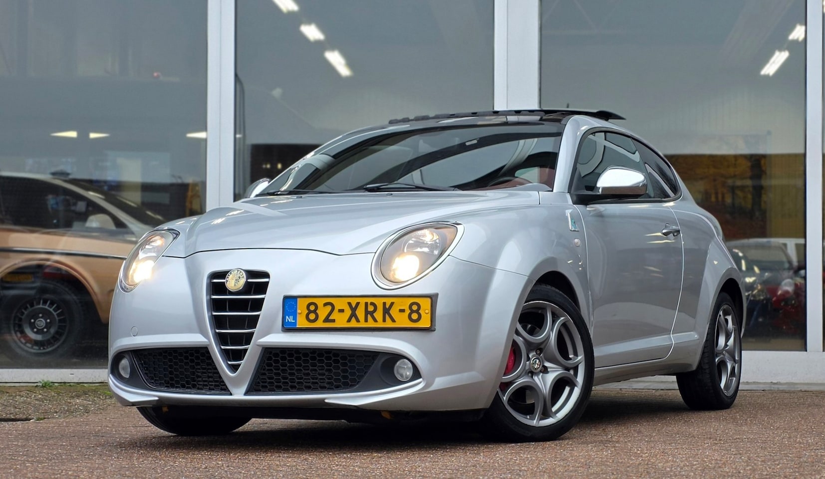 Alfa Romeo MiTo - 1.4 T Quadrifoglio Verde 170pk Schuif/kanteldak Leer Navi - AutoWereld.nl