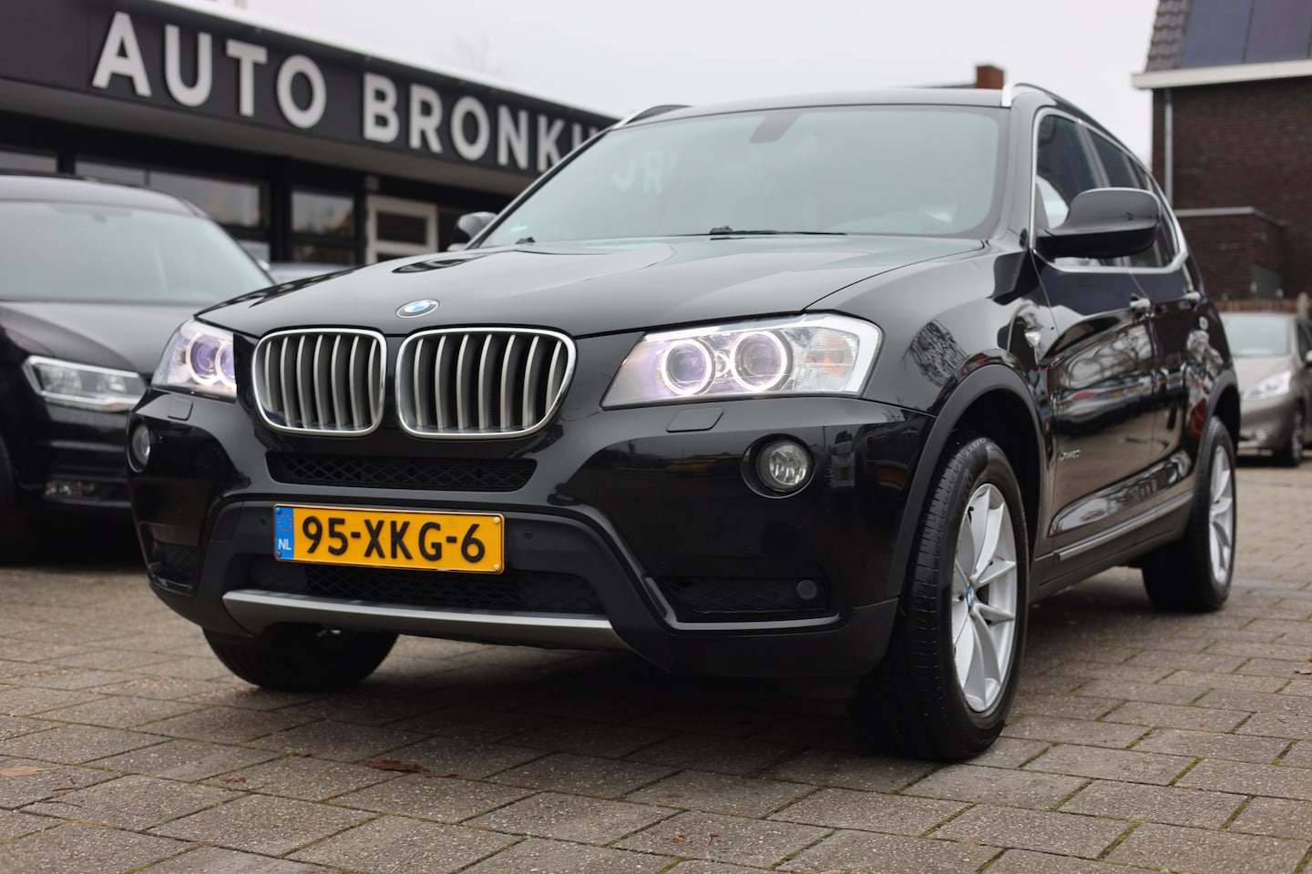 BMW X3 - XDRIVE 2.0i HIGH EXECUTIVE | AUT | PANO | 55 DKM! - AutoWereld.nl
