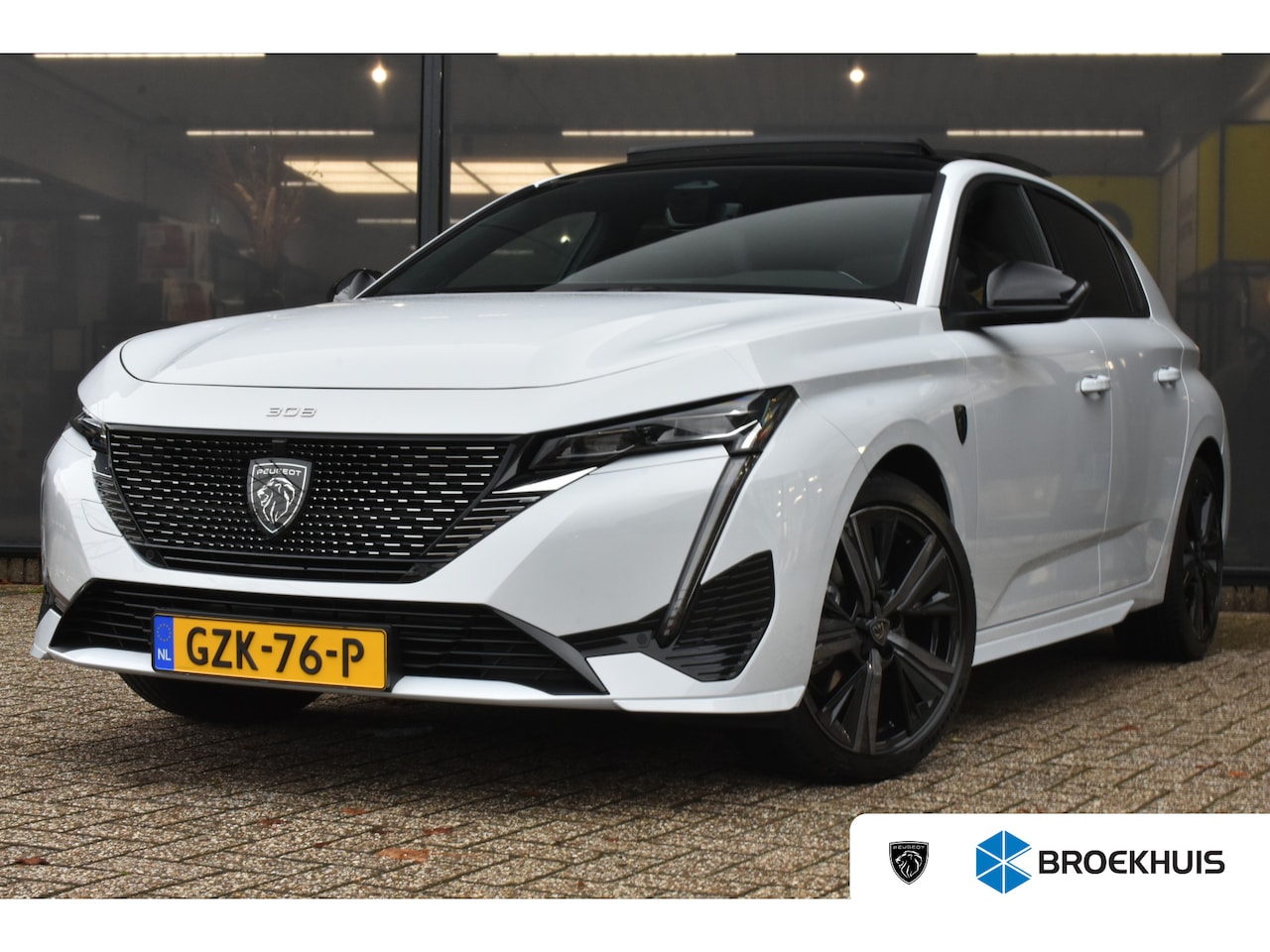 Peugeot 308 - 1.2 Hybrid 136 e-DCS6 GT | Schuif-/Kanteldak | Adaptive Cruise | Achteruitrijcamera | Navi - AutoWereld.nl