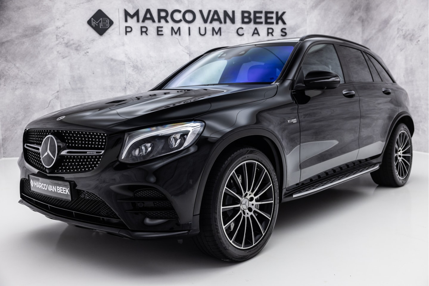 Mercedes-Benz AMG GLC - 43 4MATIC | Pano | Burmester | E-Trekhaak | Distronic+ - AutoWereld.nl