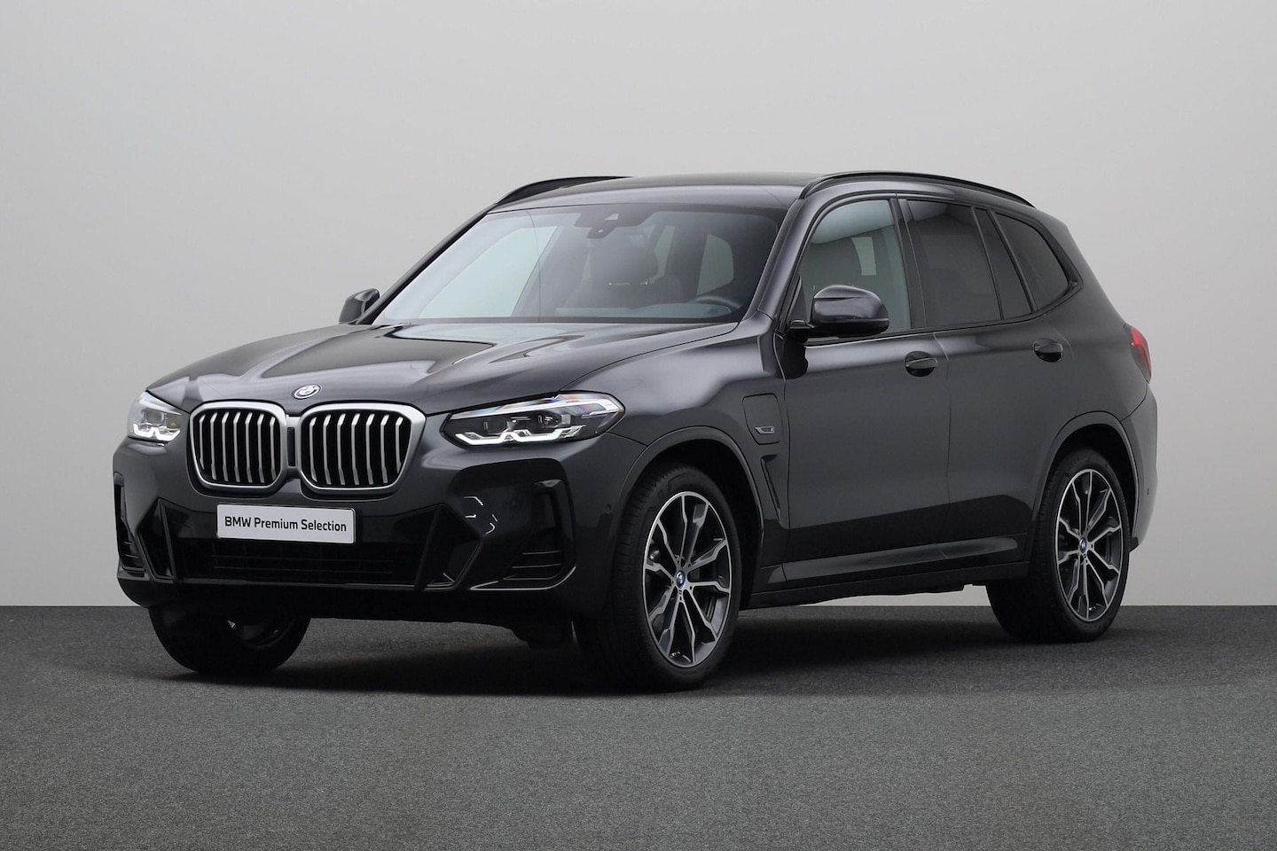 BMW X3 - xDrive30e High Executive M Sport | Achteruitrijcamera | Glazen panoramadak | Elektrisch ve - AutoWereld.nl