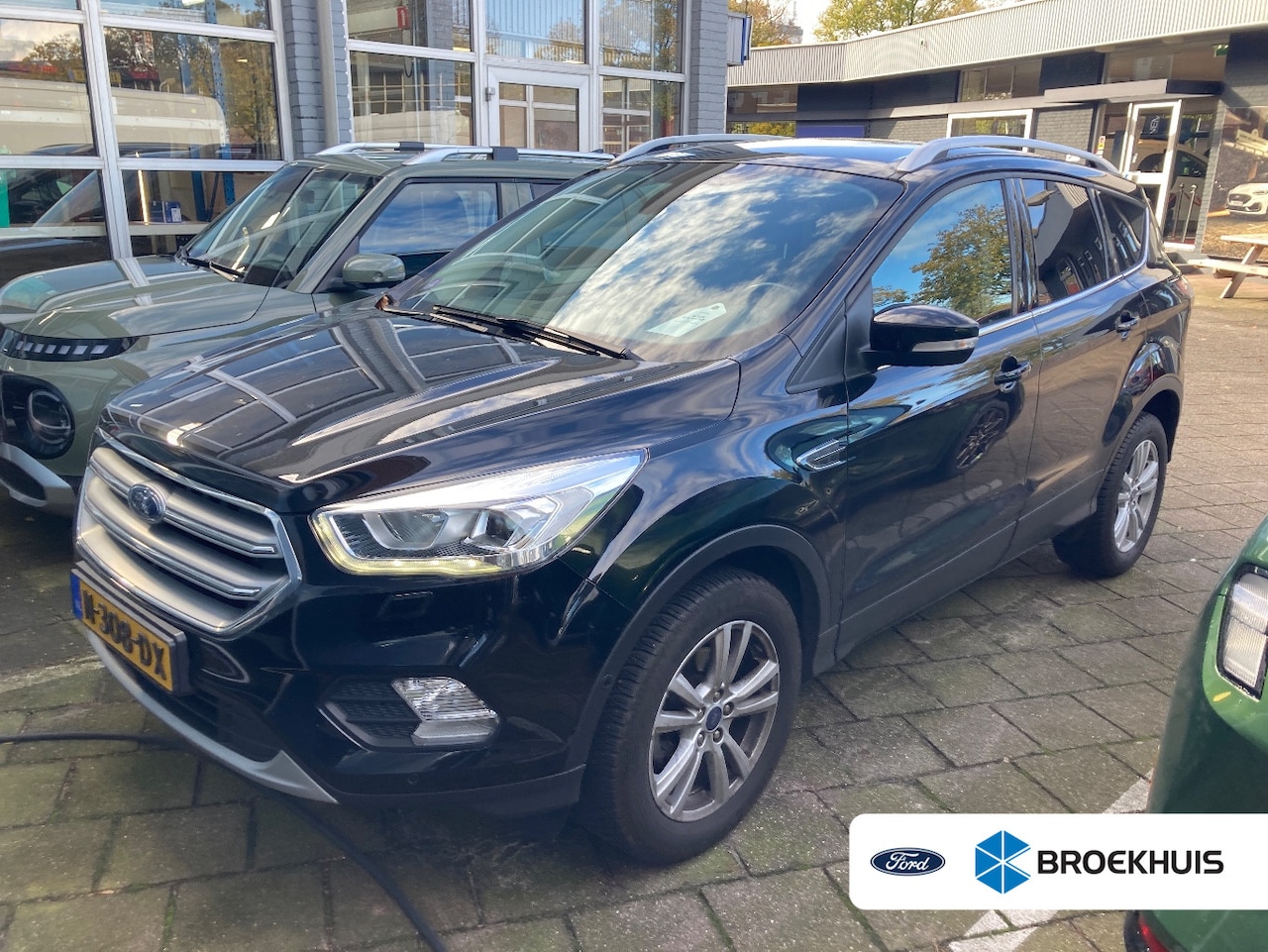 Ford Kuga - 1.5 EcoBoost Titanium 1.5 EcoBoost Titanium - AutoWereld.nl