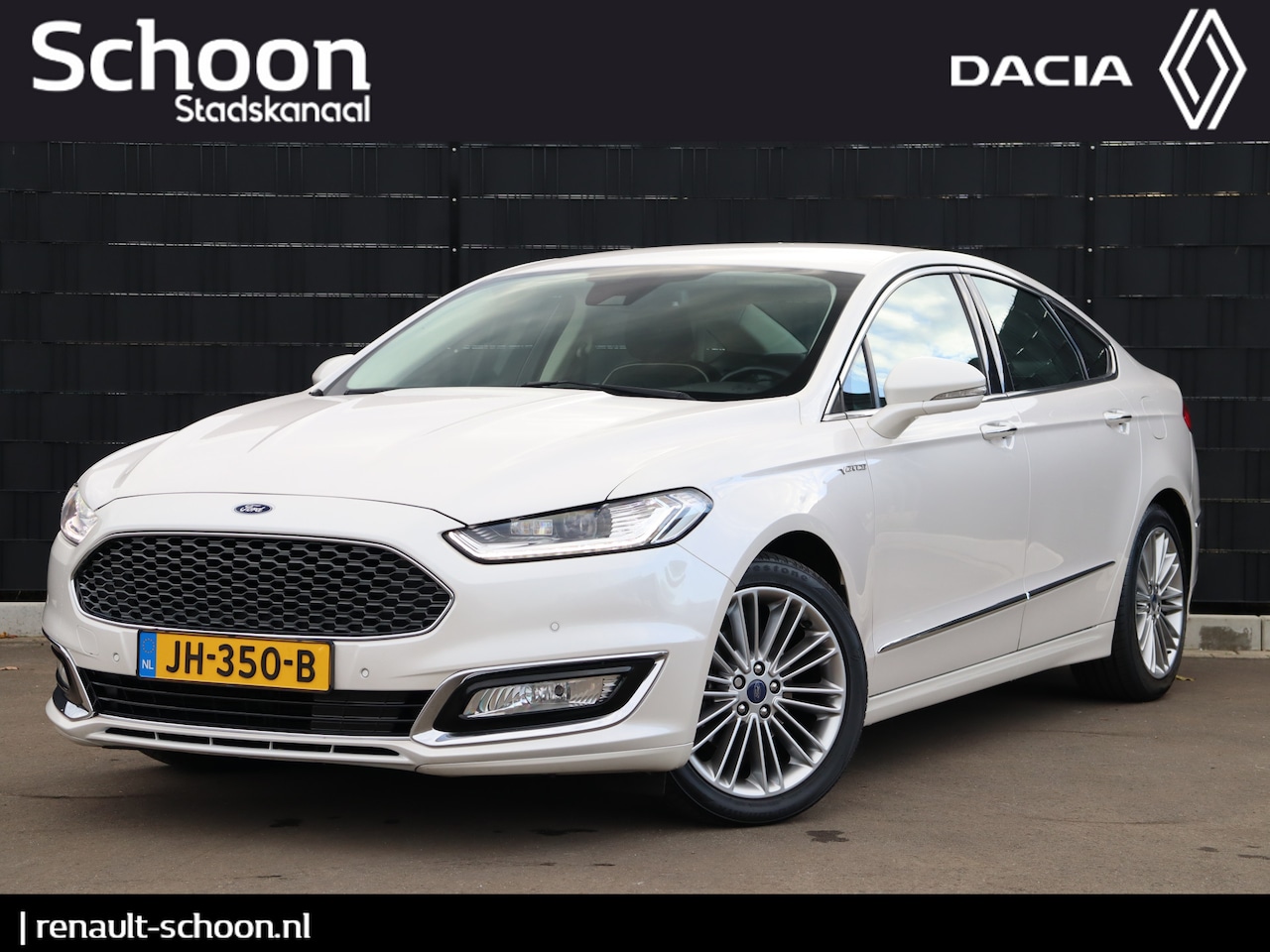 Ford Mondeo - 2.0 Vignale Automaat | Leder | Stoelverwarming | Memory | Trekhaak | Navigatie | Camera - AutoWereld.nl
