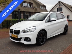 BMW 2-serie Active Tourer - 225XE M-PAKKET SHADOWLINE 94%SOH SPORTLEER/KEYLESS/NAVI