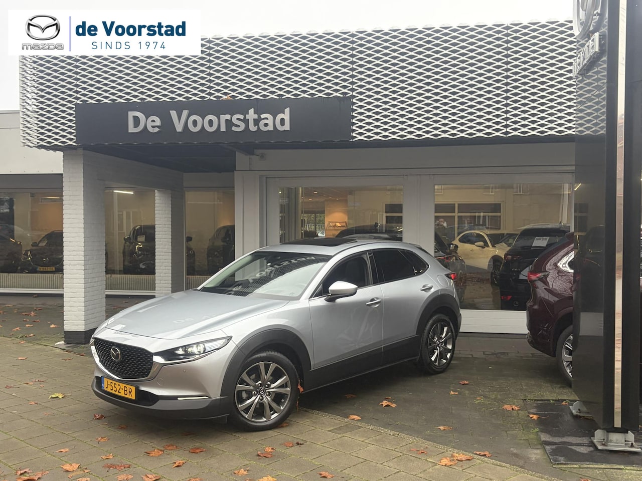 Mazda CX-30 - 2.0 e-SkyActiv-X M Hybrid Luxury Sunroof Trekhaak | 360cam | Origineel NL | Dealer onderho - AutoWereld.nl