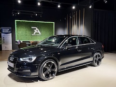 Audi A3 Limousine - 1.4 TFSI S-Line Navi|Leer|ACC|Camera|Lineast Zwart