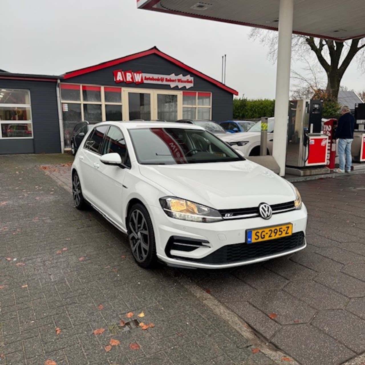 Volkswagen Golf - Vii 1.0 TSI 110pk 5D Comfortline Business R-LINE - AutoWereld.nl