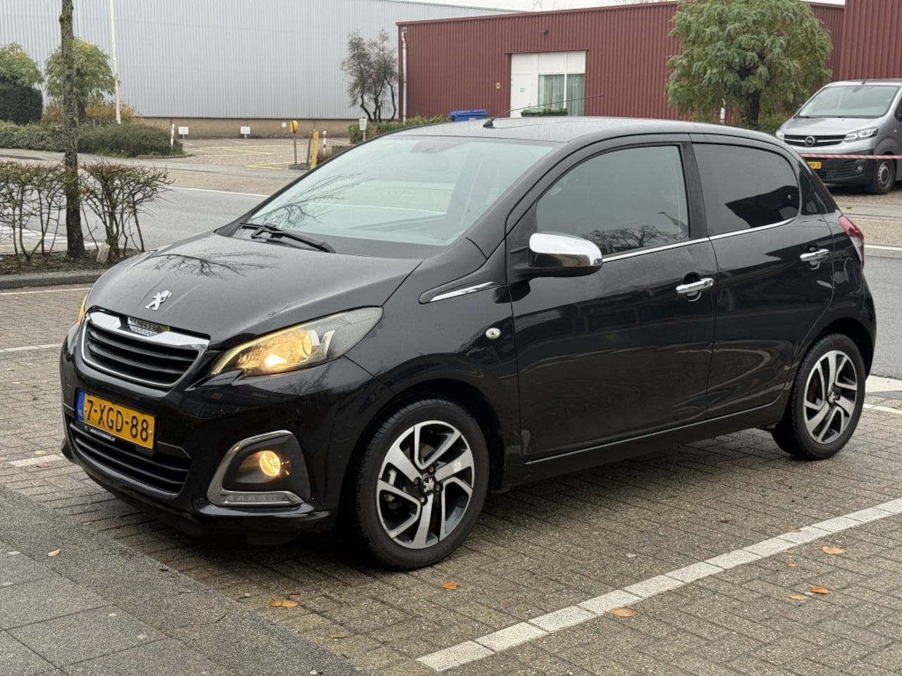 Peugeot 108 - 1.0 e-VTi 69PK Première Camera Clima Cruise KeyLess - AutoWereld.nl