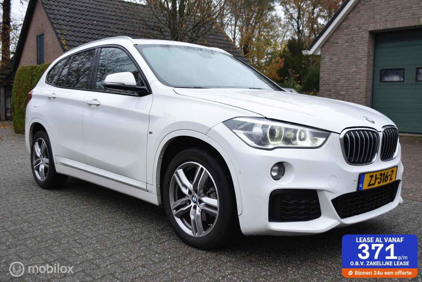 BMW X1 - sDrive18i aut High Exe M Sport voll - AutoWereld.nl
