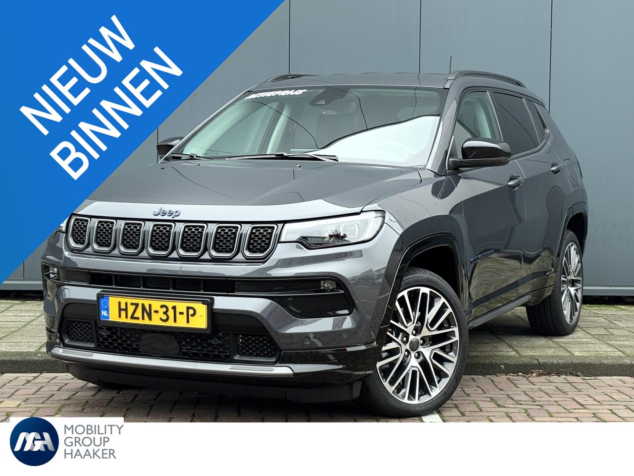 Jeep Compass - 4xe 240 Plug-in Hybrid Electric Summit Achteruitrij camera I Stoel/stuur verwarming I Appl - AutoWereld.nl