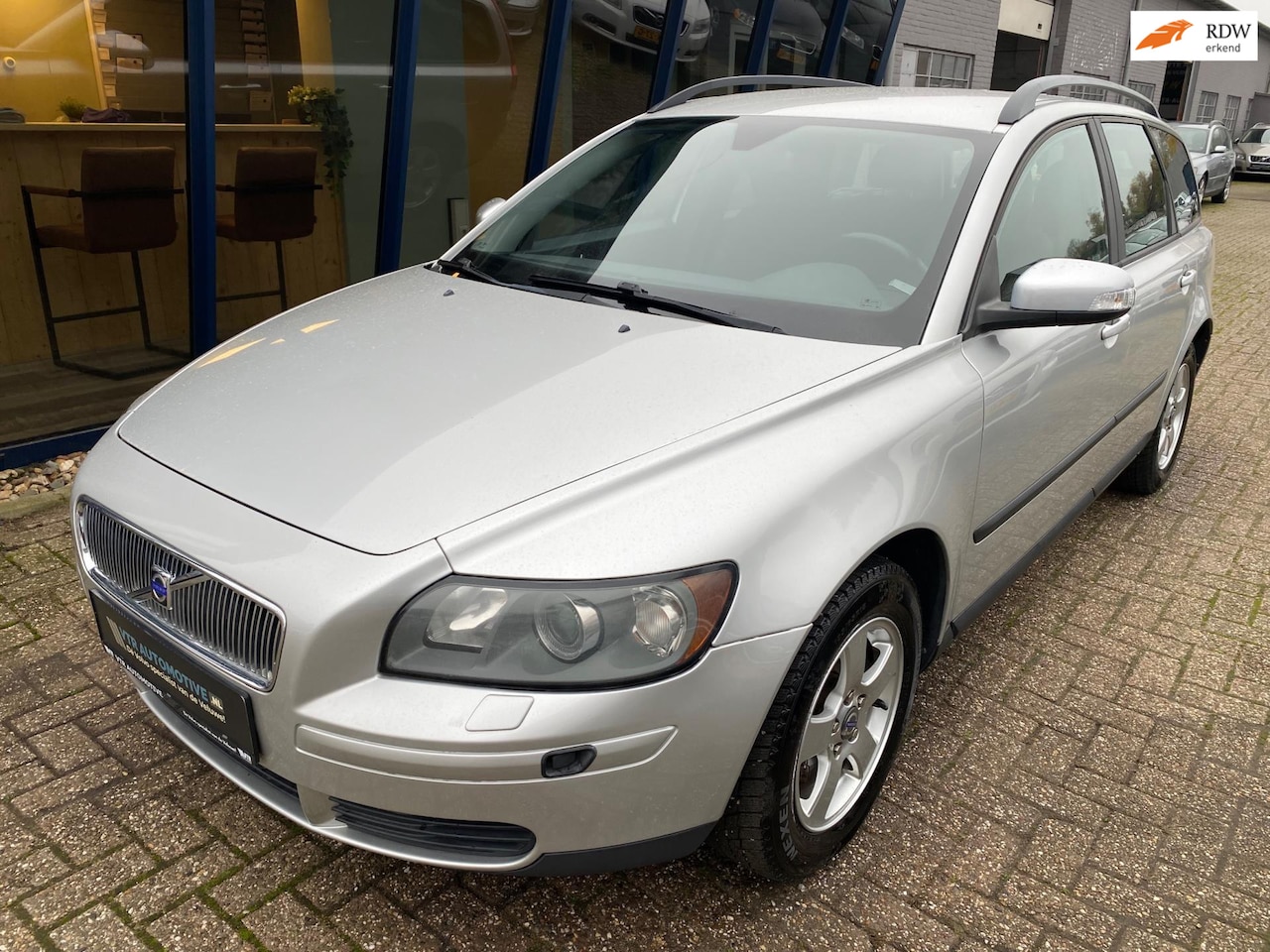 Volvo V50 - 1.8 Kinetic 99.000KM Youngtimer - AutoWereld.nl