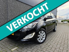 Hyundai i20 - 1.2i i-Deal/Dealer onderh/Nieuwe APK en beurt