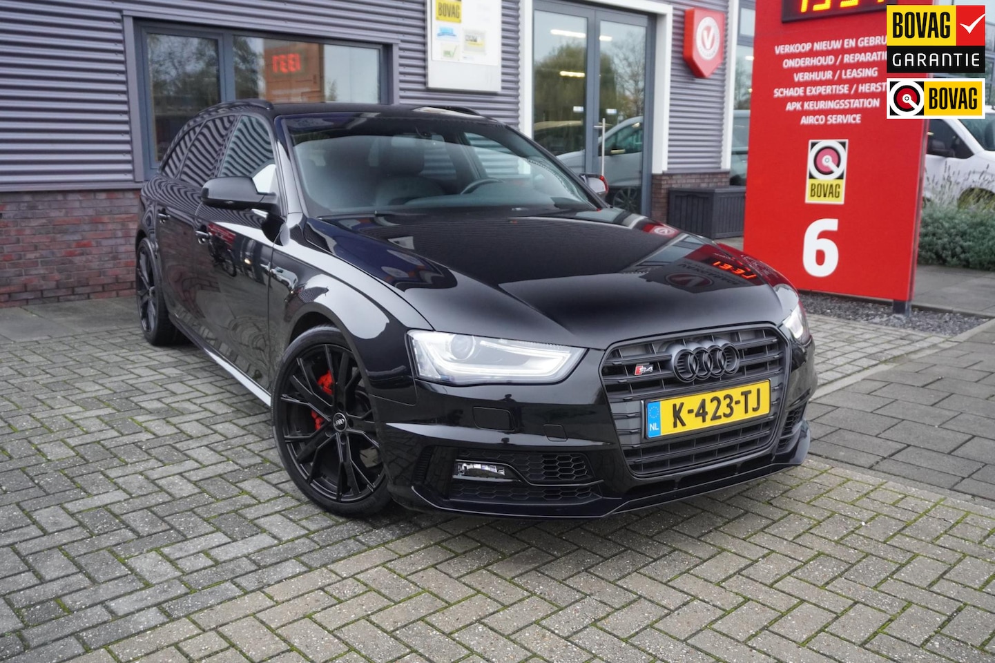 Audi A4 Avant - 3.0 TFSI V6 S4 quattro Pro Line / Stoelverwarming / Elek. Stoelen - AutoWereld.nl