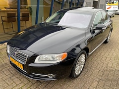 Volvo S80 - 2.5 T Summum Automaat LEER / NAVI / SUNROOF