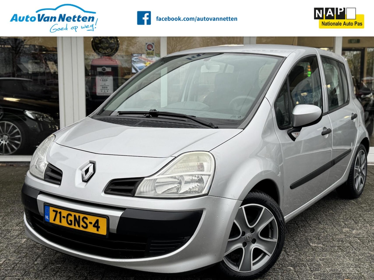 Renault Modus - 1.2-16V 75pk, Expression,Airco,Radio/cd,Trekhaak,Cpv,Elek pakket - AutoWereld.nl