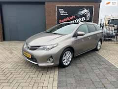 Toyota Auris Touring Sports - 1.8 Hybrid Pano-Dak Navi Trekhaak
