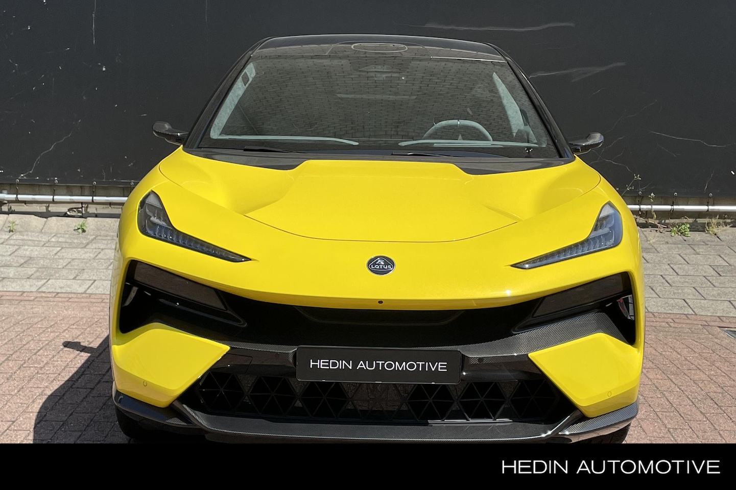 Lotus Eletre - EDS 450 S 4WD 112 kWh Executive seats | Exterieur + Interieur Carbon Pack | Zij-camera's | - AutoWereld.nl