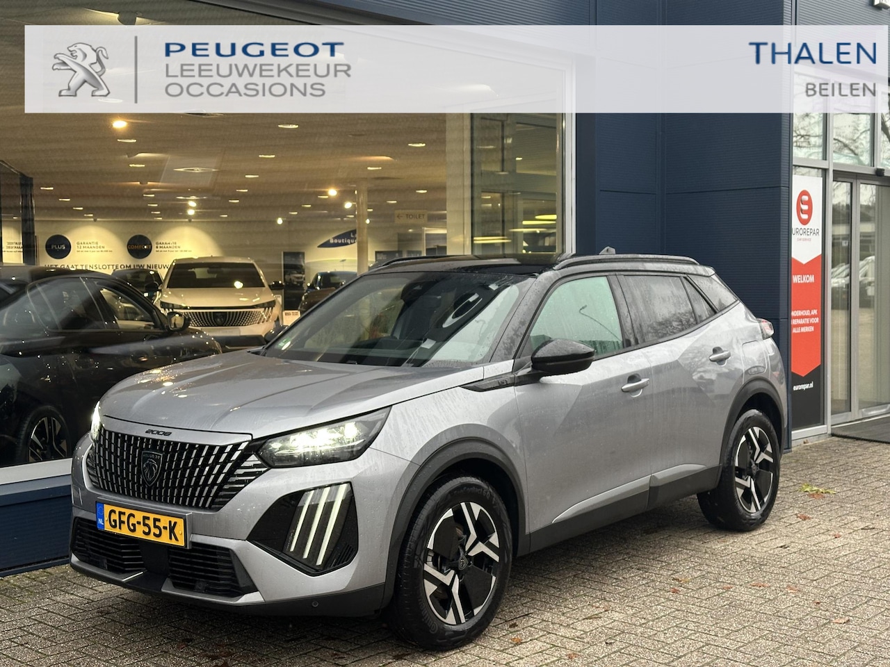 Peugeot 2008 - 1.2 Hybrid 145 PK GT | Navigatie | Keyless Entry | Full LED Verlichting | Parkeercamera | - AutoWereld.nl