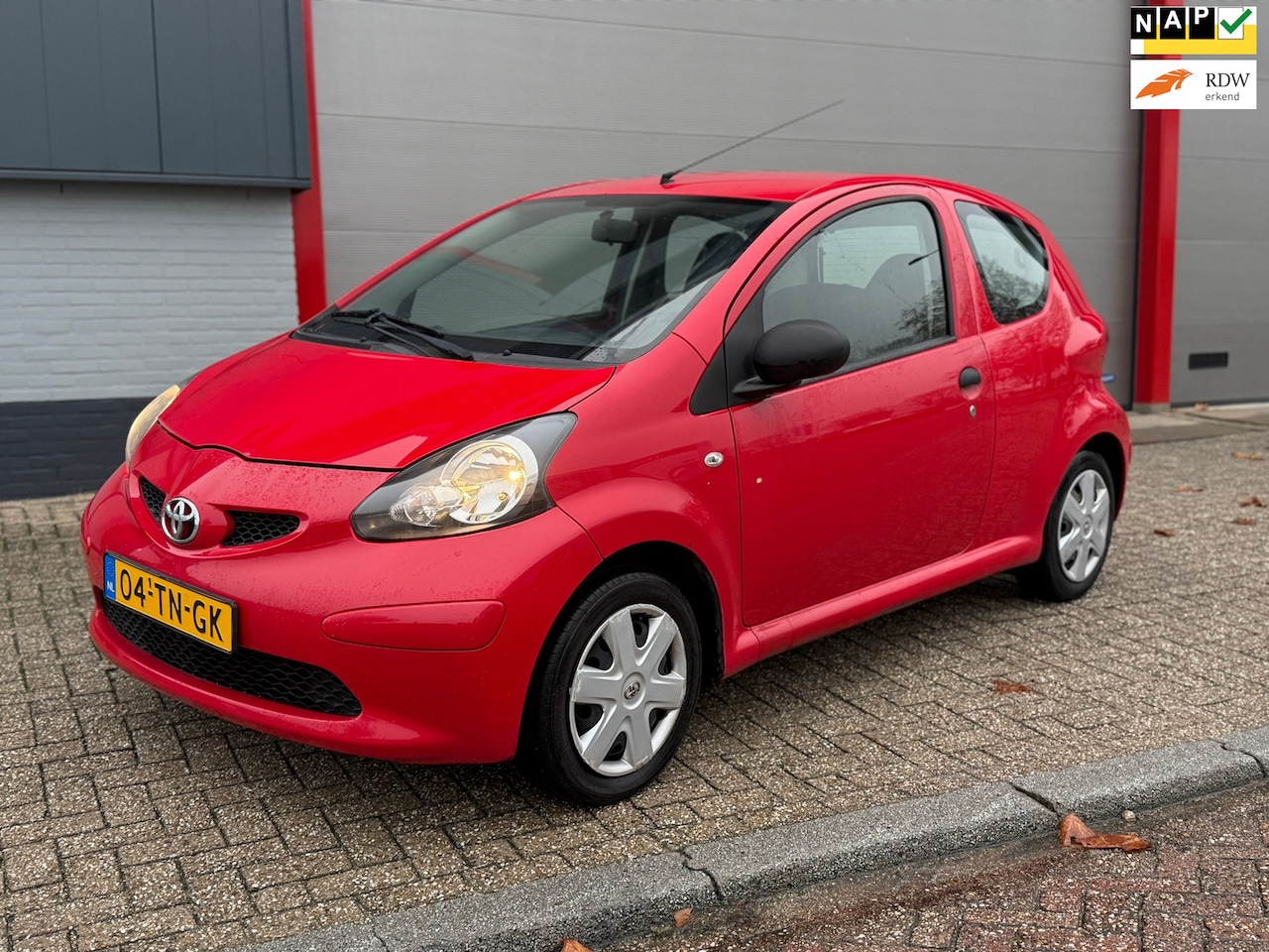 Toyota Aygo - 1.0-12V | Lage kilometer - AutoWereld.nl
