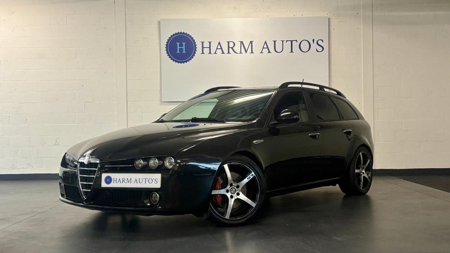 Alfa Romeo 159 Sportwagon - 3.2 JTS Q4 TI 260pk Navi / Volleer / Trekhaak / Cruise / Clima - AutoWereld.nl