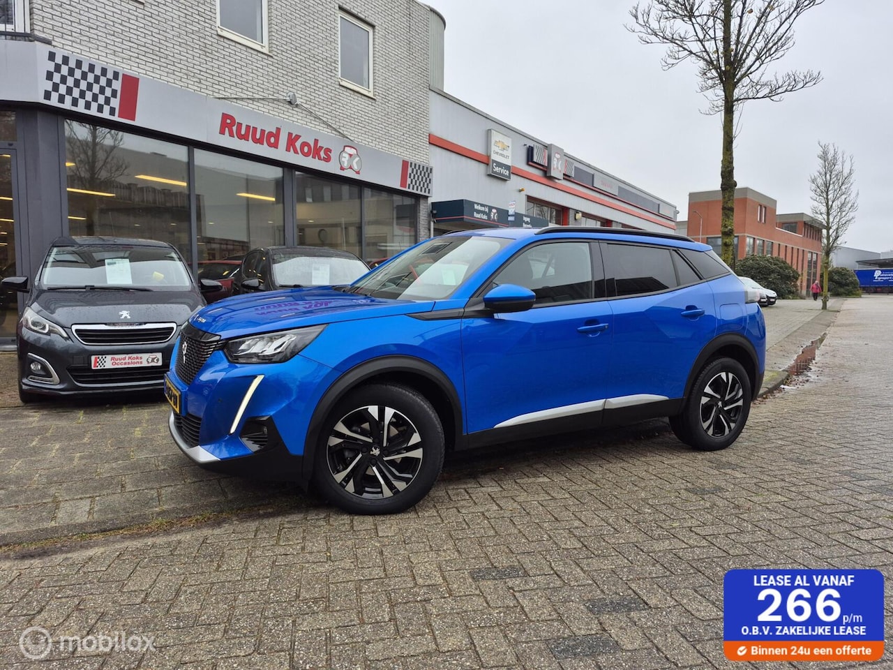 Peugeot 2008 - 1.2 PURETECH ALLURE PACK / Trekhaak / Dealer onderhouden / - AutoWereld.nl