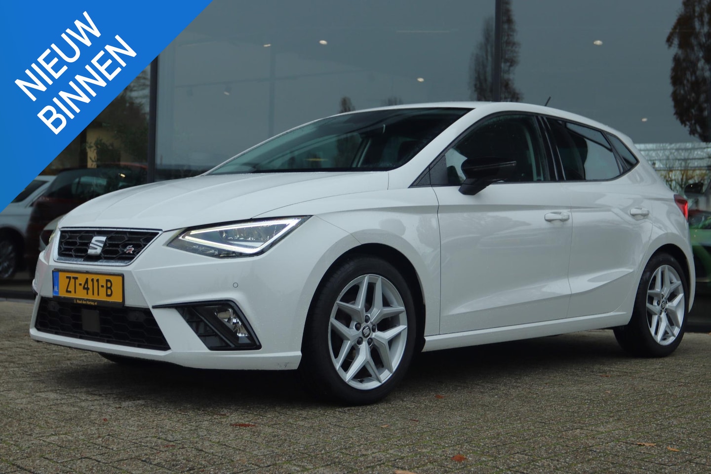 SEAT Ibiza - 1.0 TSI FR BUSINESS INTENSE | LED | CARPLAY | CAMERA | NAVI | CRUISE - AutoWereld.nl