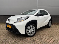 Toyota Aygo X - 1.0 VVT-i MT Play Apple Carplay / Android Auto