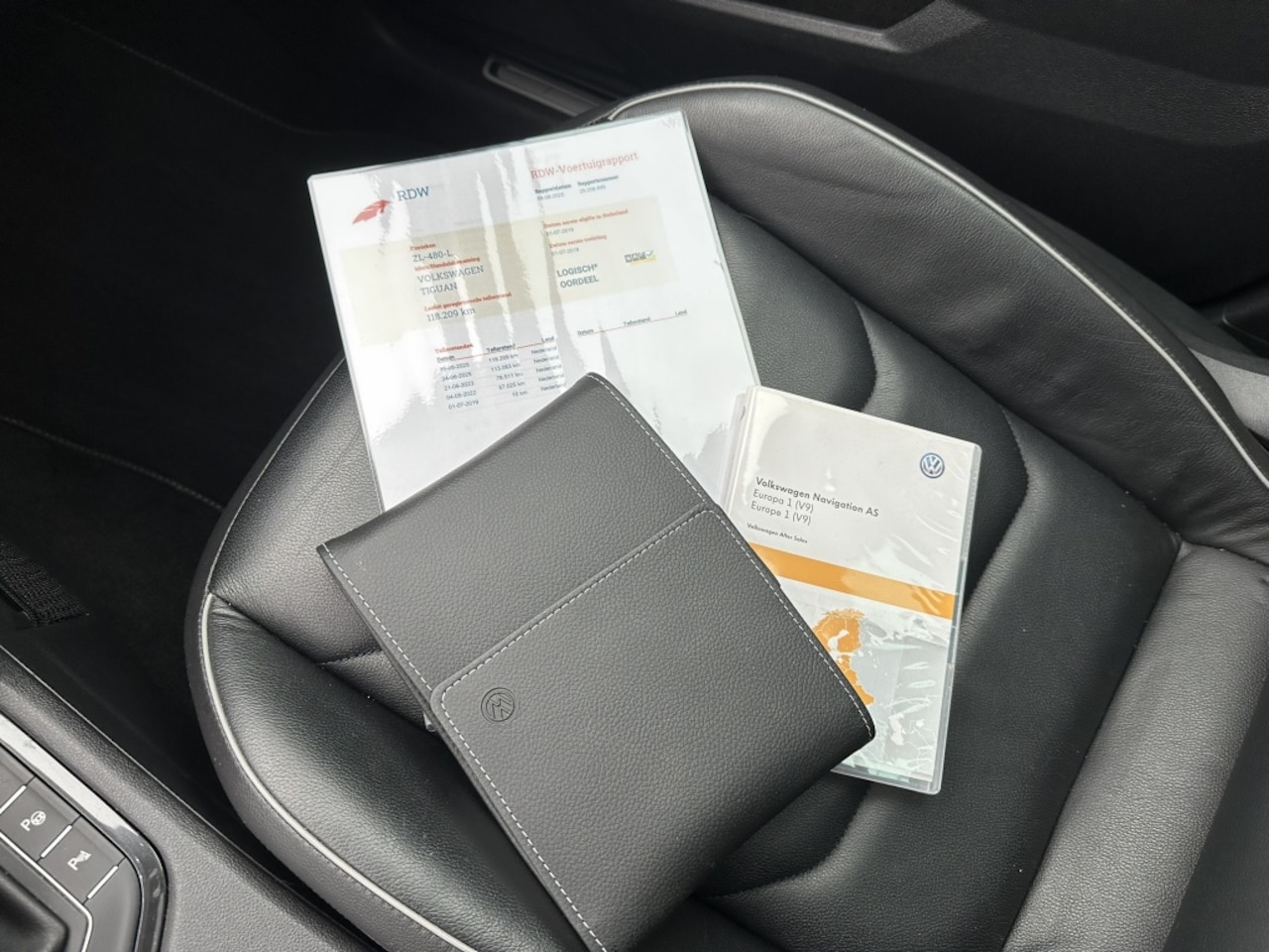 Volkswagen Tiguan - 1.5 TSI R-Line Panoramadak/Trekhaak