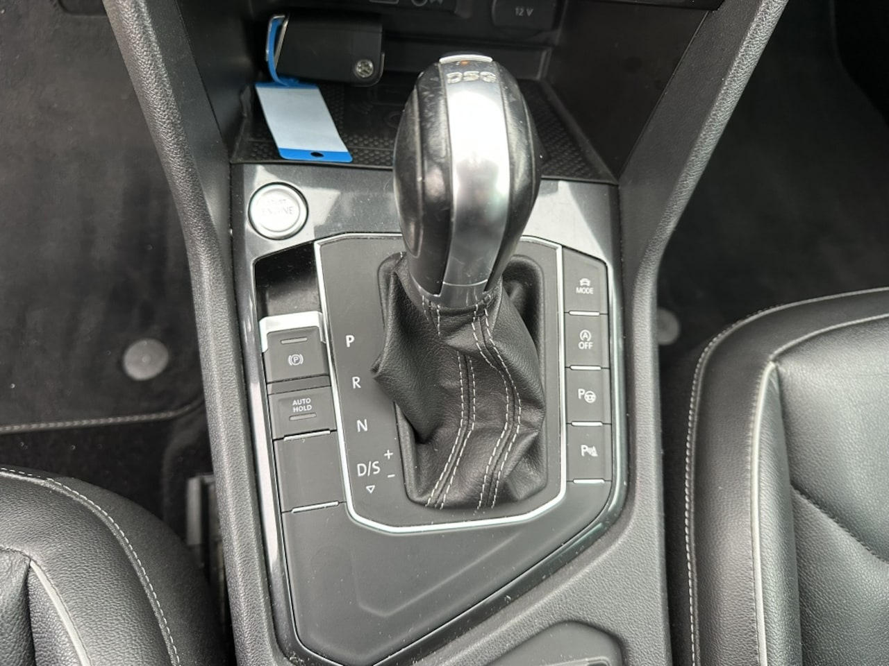 Volkswagen Tiguan - 1.5 TSI R-Line Panoramadak/Trekhaak