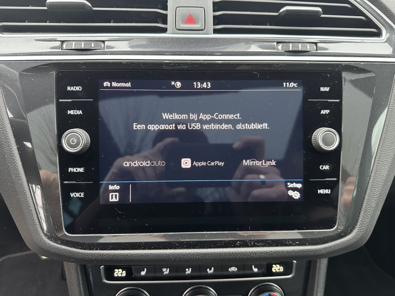 Volkswagen Tiguan - 1.5 TSI R-Line Panoramadak/Trekhaak