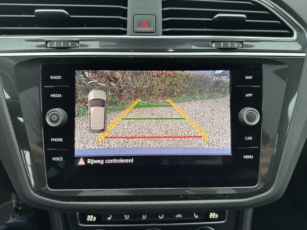 Volkswagen Tiguan - 1.5 TSI R-Line Panoramadak/Trekhaak