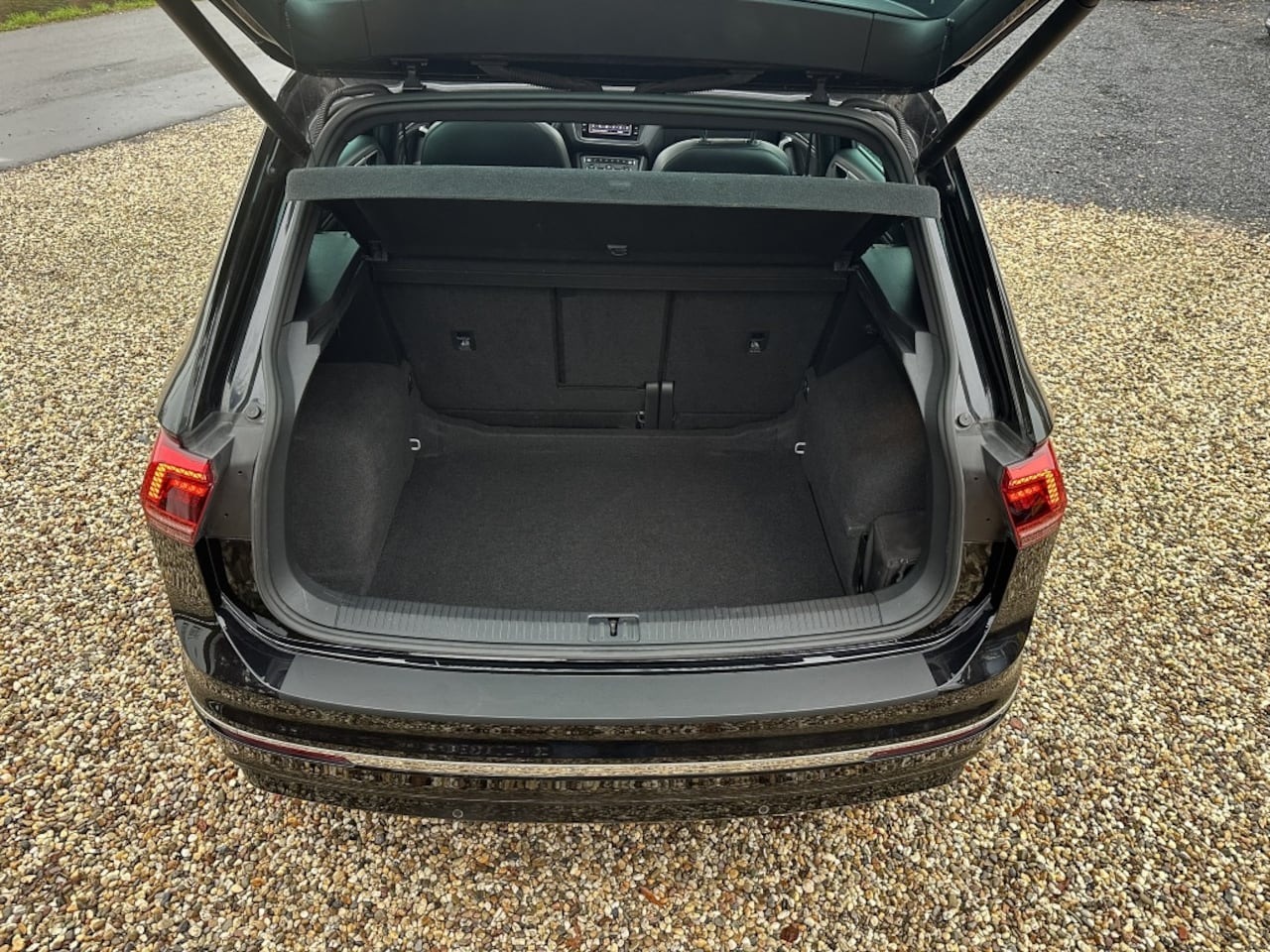 Volkswagen Tiguan - 1.5 TSI R-Line Panoramadak/Trekhaak