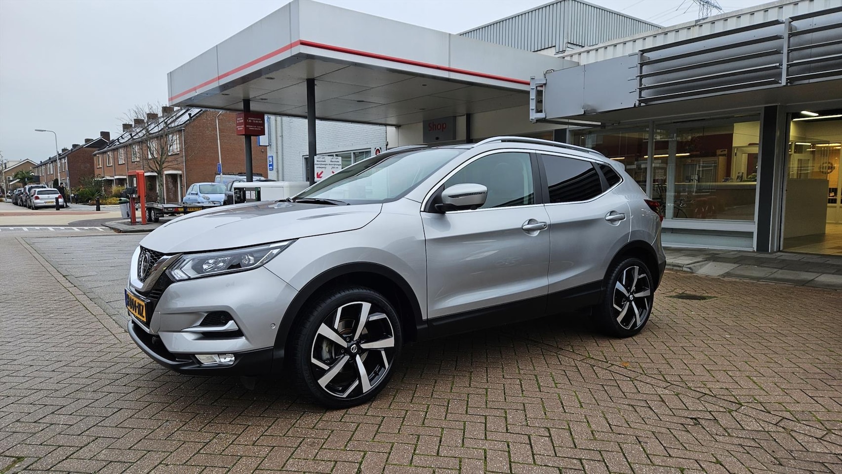 Nissan Qashqai - 1.3 DIG-T 160pk DCT Tekna - AutoWereld.nl