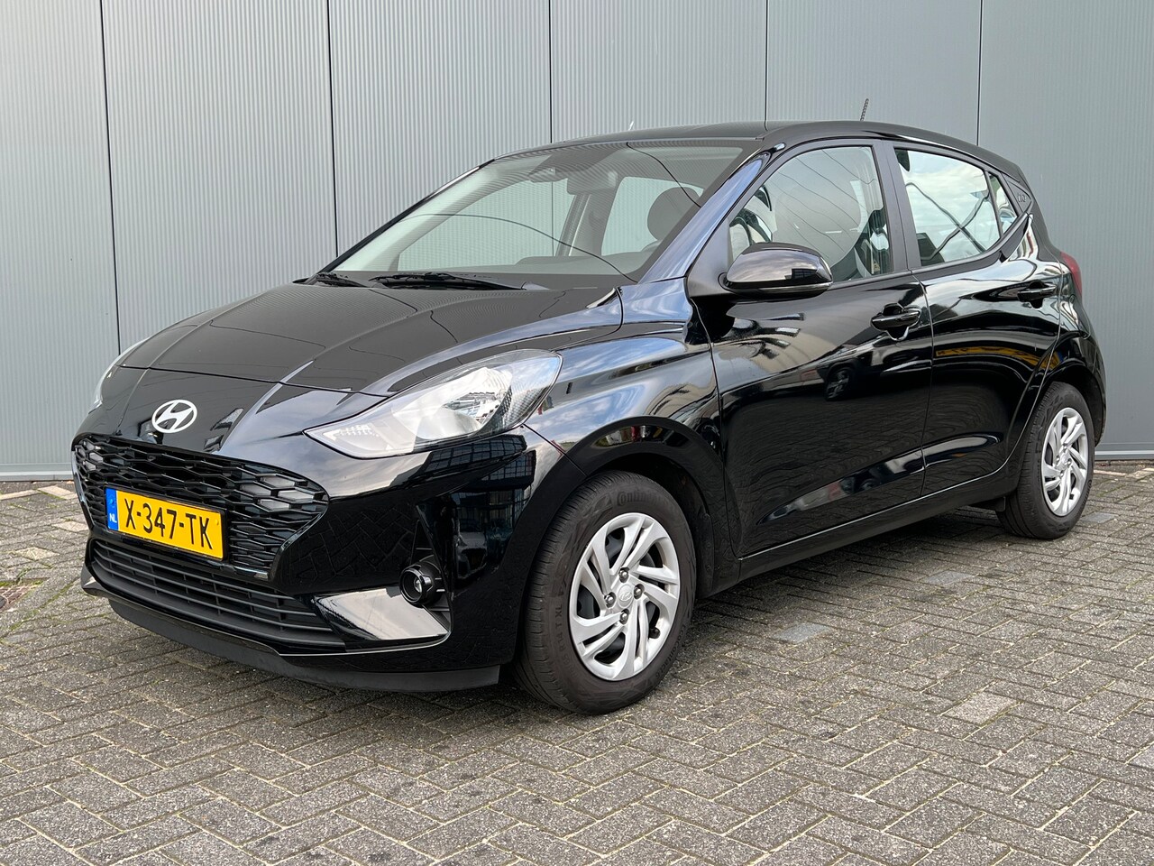 Hyundai i10 - 1.0 66pk Comfort Smart | LED | Airco | Carplay | Camera | Navigatie | Bluetooth | Cruiseco - AutoWereld.nl