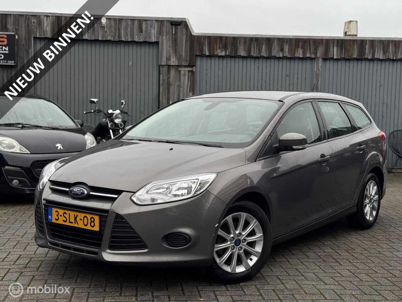 Ford Focus Wagon - 1.0 EcoBoost Titanium -AIRCO- *EXPORT* - AutoWereld.nl