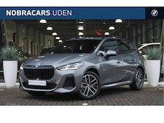 BMW 2-serie Active Tourer - 225e xDrive High Executive M Sport Automaat / Panoramadak / Trekhaak / Sportstoelen / M Ad