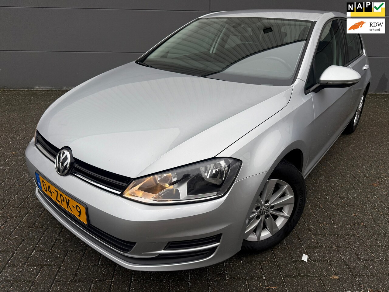 Volkswagen Golf - 1.2 TSI Comfortline*AIRCO*APK*NAP*CRUISE*VELGEN*TERKHAAK - AutoWereld.nl