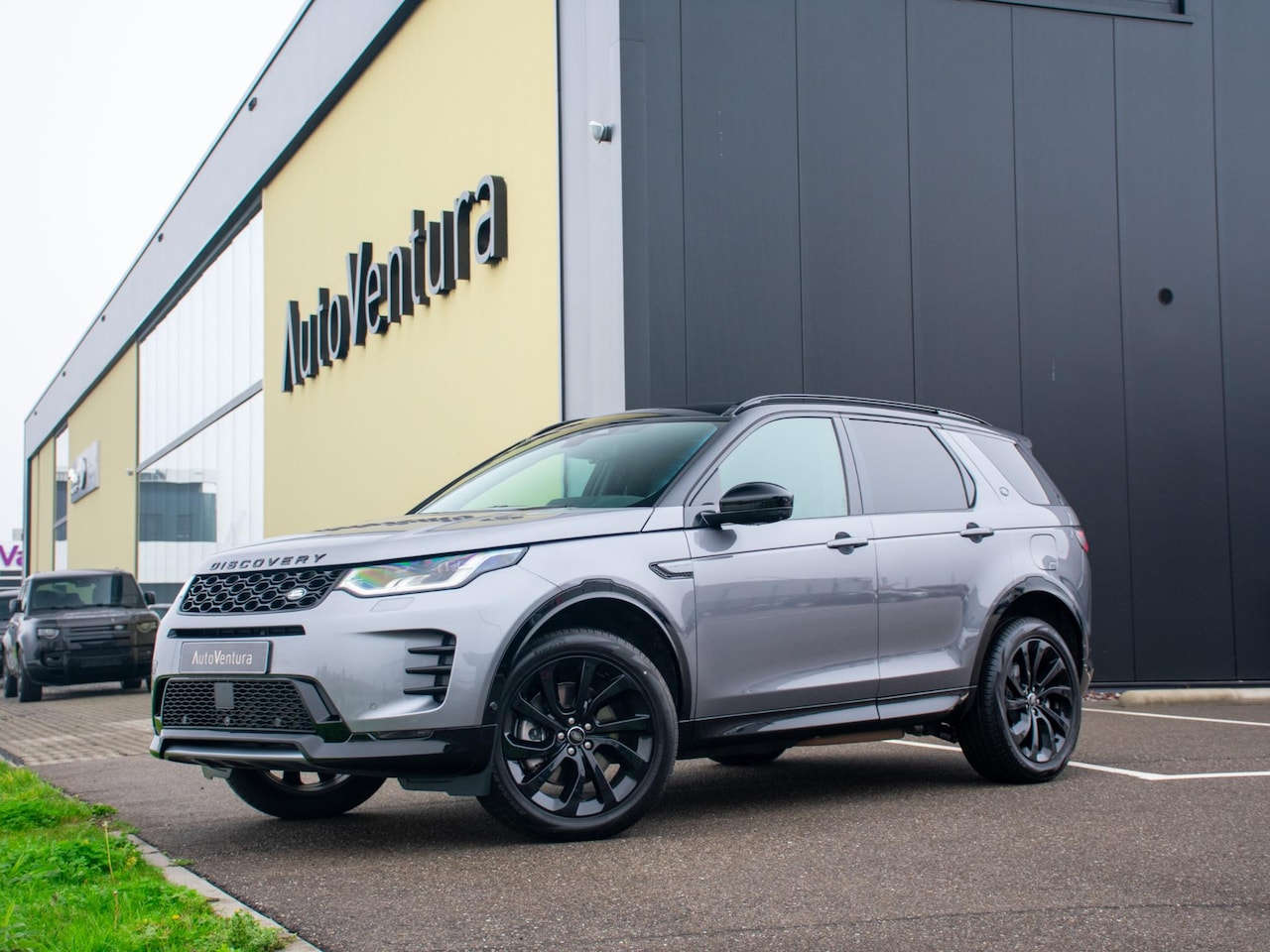 Land Rover Discovery Sport - 1.5 P270e PHEV Dynamic HSE | Trekhaak | Panorama dak |Clearsight | Head-Up | Verwarmd Stuu - AutoWereld.nl