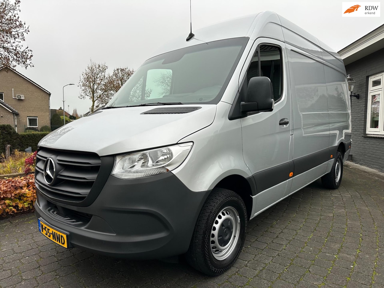 Mercedes-Benz Sprinter - 319 1.9 CDI L2H2, 3500 KG Standkachel - AutoWereld.nl