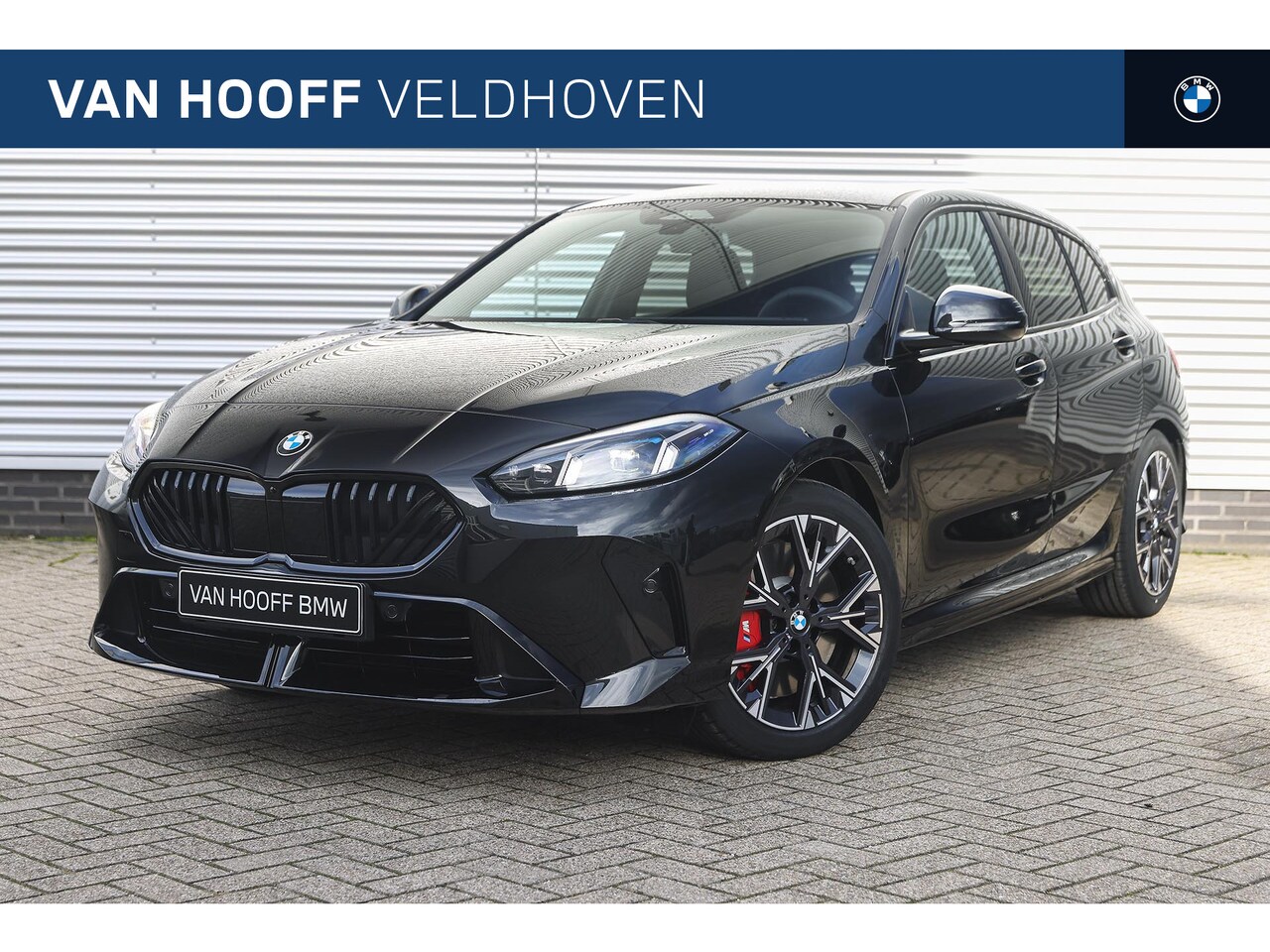 BMW 1-serie - 120 M Sport Automaat / Sportstoelen / Achteruitrijcamera / M Adaptief onderstel / Adaptiev - AutoWereld.nl