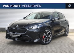 BMW 1-serie - 120 M Sport Automaat / Sportstoelen / Achteruitrijcamera / M Adaptief onderstel / Adaptiev