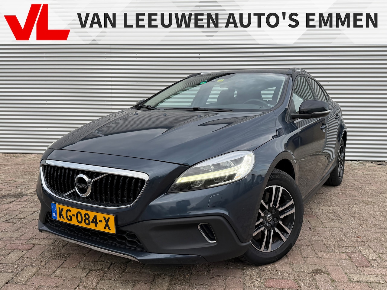Volvo V40 Cross Country - 1.5 T3 Nordic+ | Automaat | Cruise control | Electronic climate controle - AutoWereld.nl