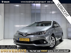 Toyota Auris Touring Sports - 1.8 Hybrid Active | Parkeersensoren voor en achter | Dealer onderhouden |